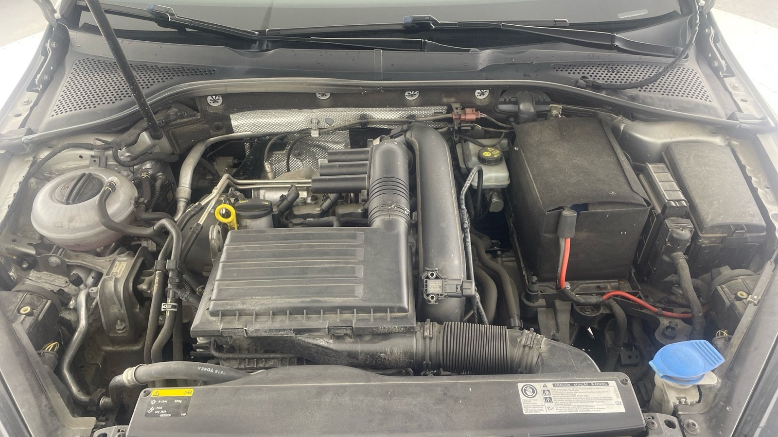 Volkswagen Golf VII 1.4 TGI Conf Dsg – Caixa Automática