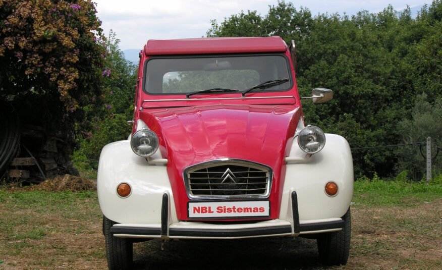 Citroen 2CV6