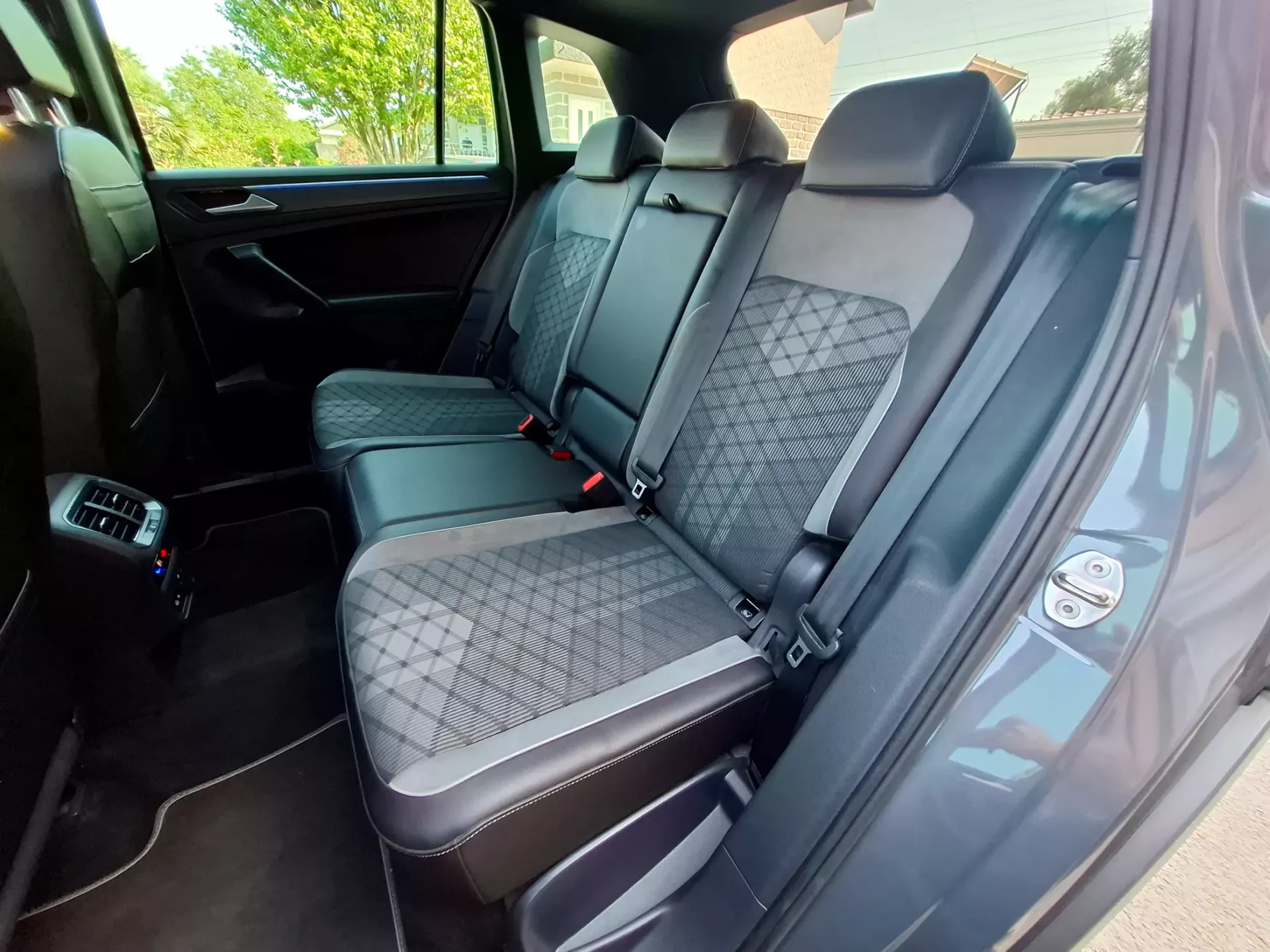 Volkswagen Tiguan 1.4 TSI eHybrid R-Line DSG